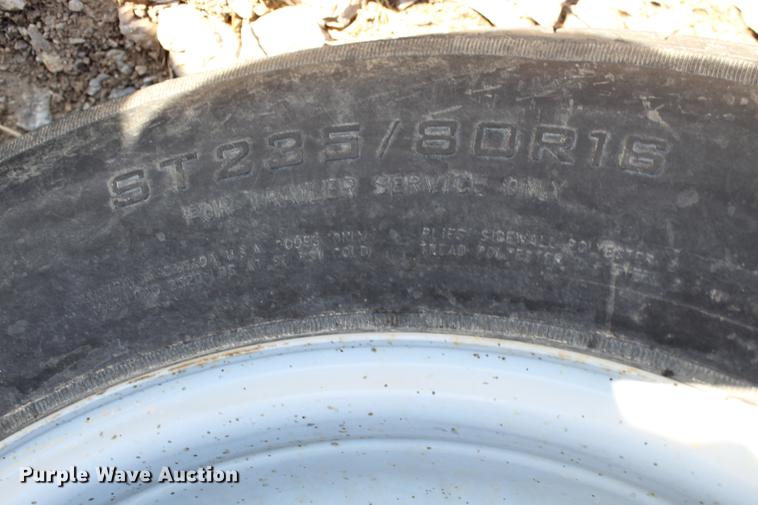 image for item DC7724 2009 PJ Trailers equipment trailer