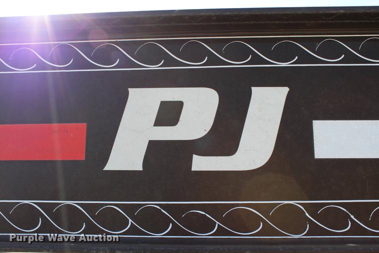image for item DC7724 2009 PJ Trailers equipment trailer