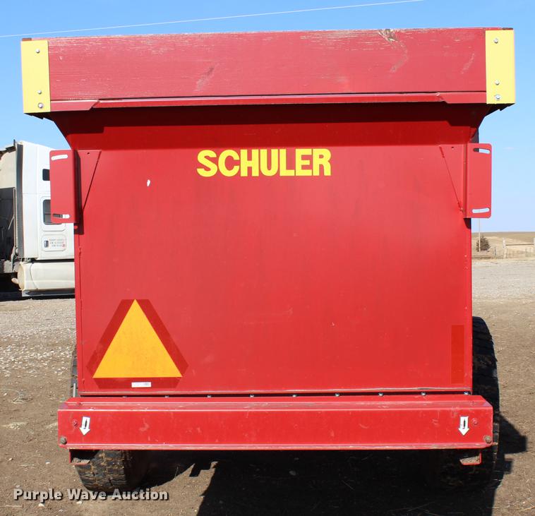image for item DC7725 2015 Schuler HF295 feed wagon