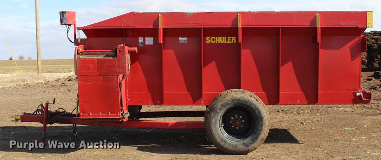 image for item DC7725 2015 Schuler HF295 feed wagon