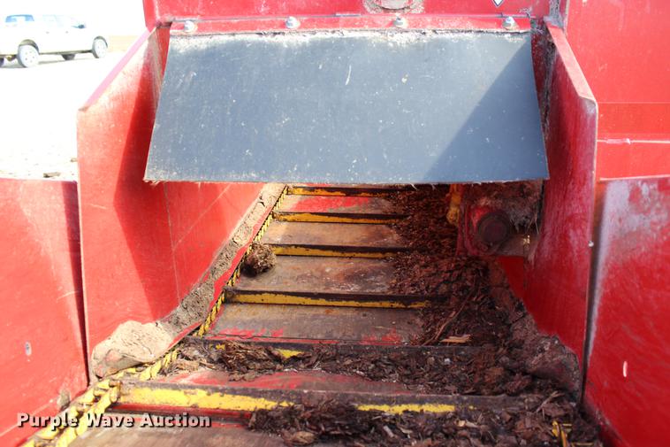 image for item DC7725 2015 Schuler HF295 feed wagon