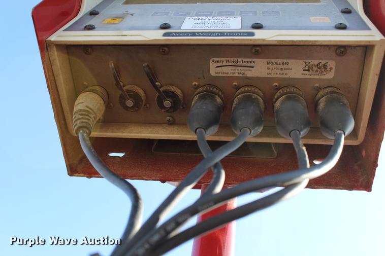 image for item DC7725 2015 Schuler HF295 feed wagon