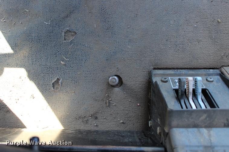 image for item DC7734 1982 International 5288 tractor