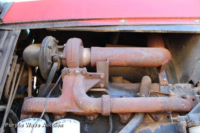 image for item DC7734 1982 International 5288 tractor