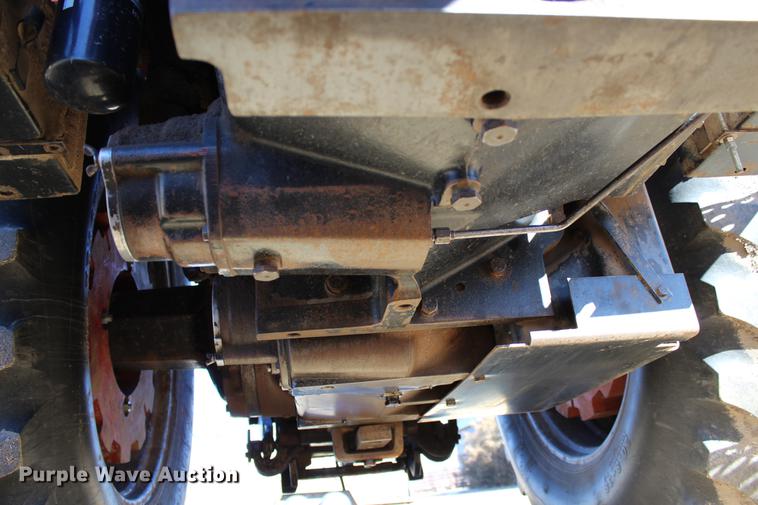 image for item DC7734 1982 International 5288 tractor