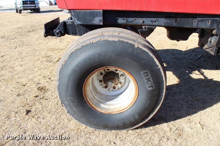 image for item DC7734 1982 International 5288 tractor