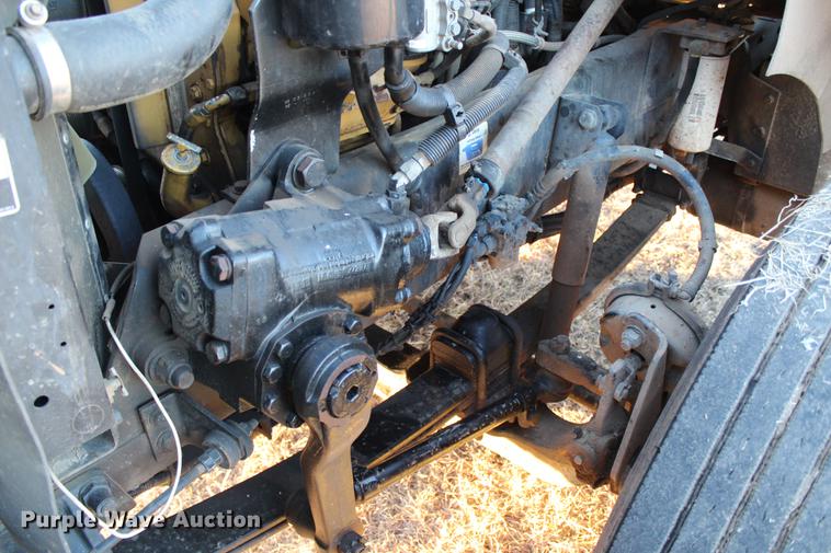 image for item DC7736 2004 Kenworth T300 semi truck