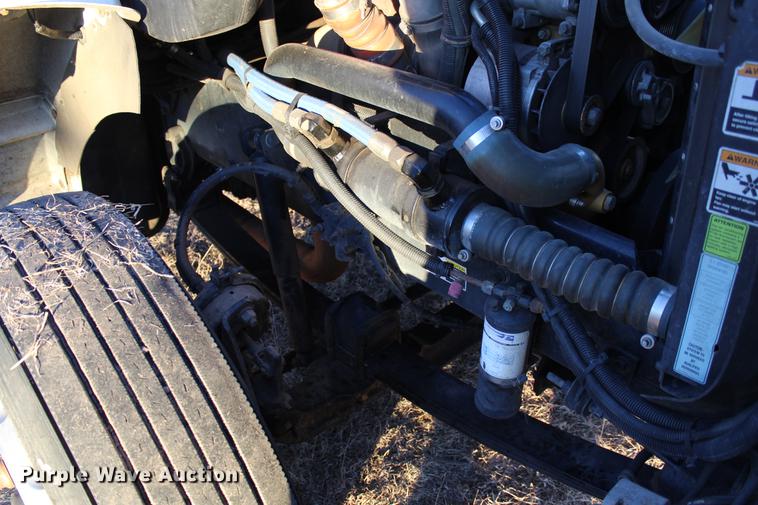 image for item DC7736 2004 Kenworth T300 semi truck