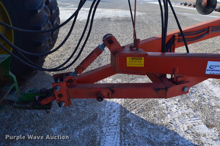 image for item DC7749 Sunflower 3640-20 sweep plow