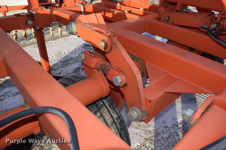 image for item DC7749 Sunflower 3640-20 sweep plow