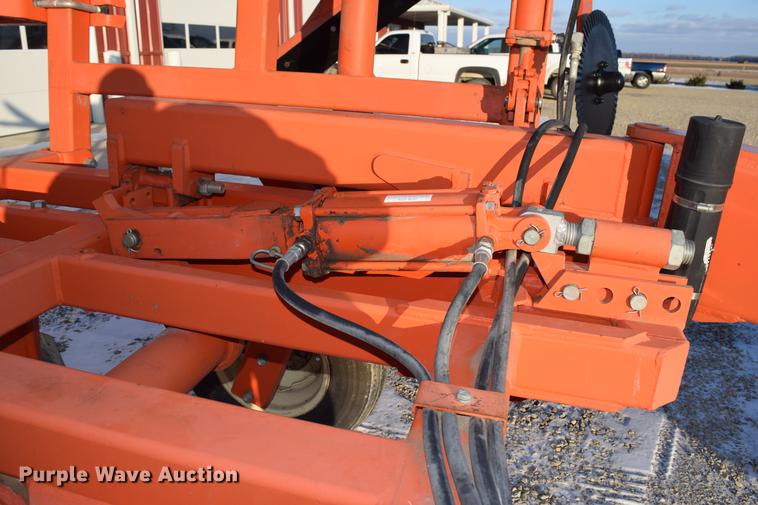 image for item DC7749 Sunflower 3640-20 sweep plow