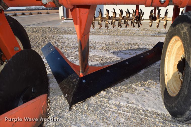 image for item DC7749 Sunflower 3640-20 sweep plow