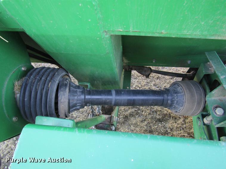 image for item DC8319 2008 John Deere 936D draper head