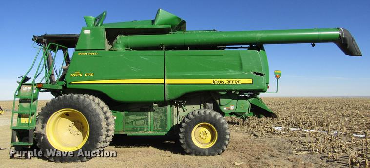 image for item DC8320 2009 John Deere 9670 STS combine