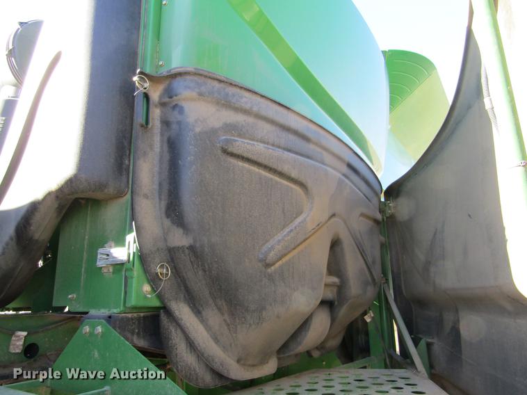 image for item DC8320 2009 John Deere 9670 STS combine