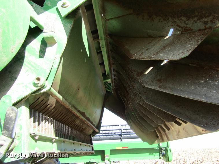 image for item DC8320 2009 John Deere 9670 STS combine