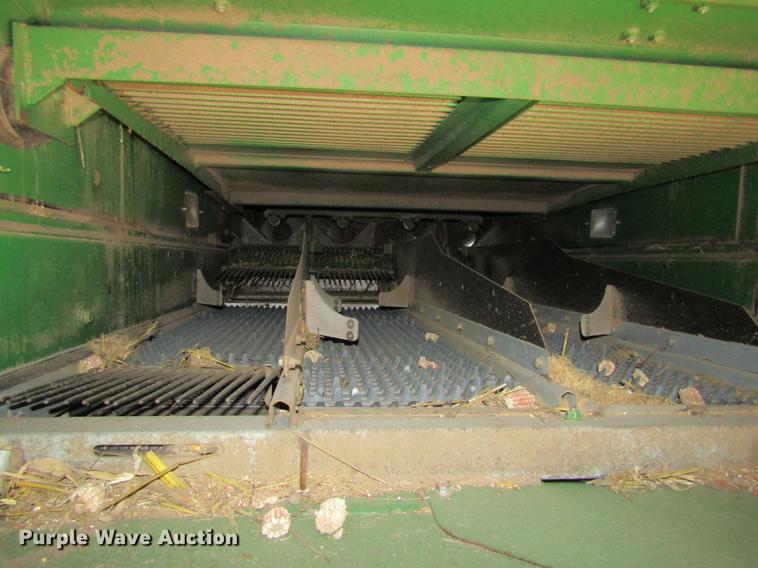 image for item DC8320 2009 John Deere 9670 STS combine