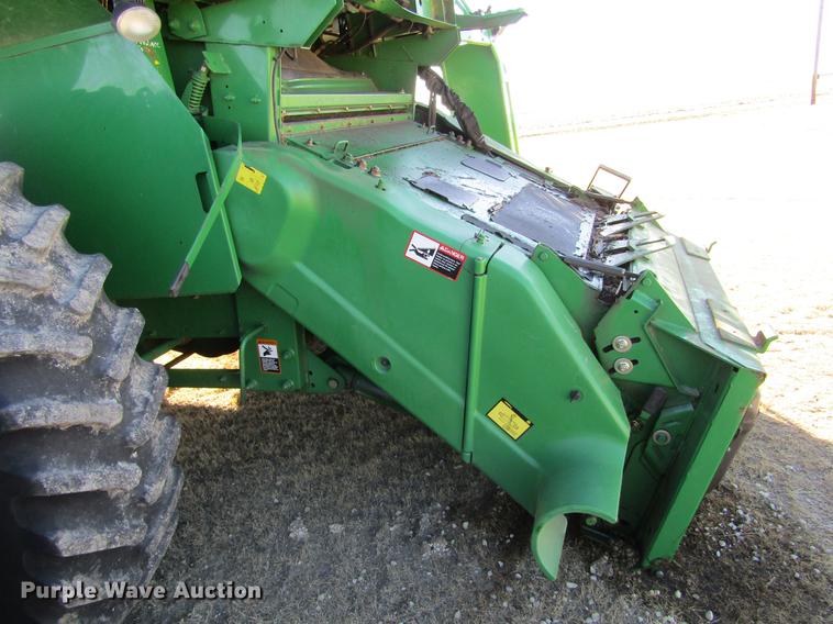 image for item DC8320 2009 John Deere 9670 STS combine