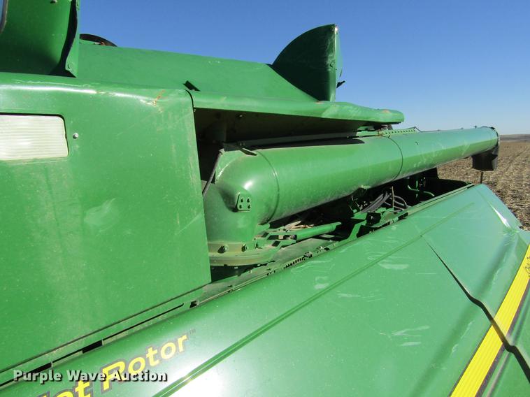 image for item DC8320 2009 John Deere 9670 STS combine