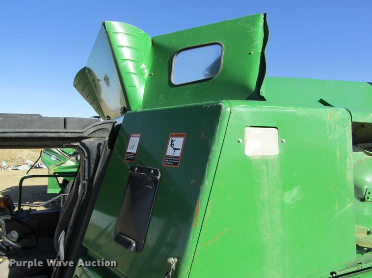 image for item DC8320 2009 John Deere 9670 STS combine