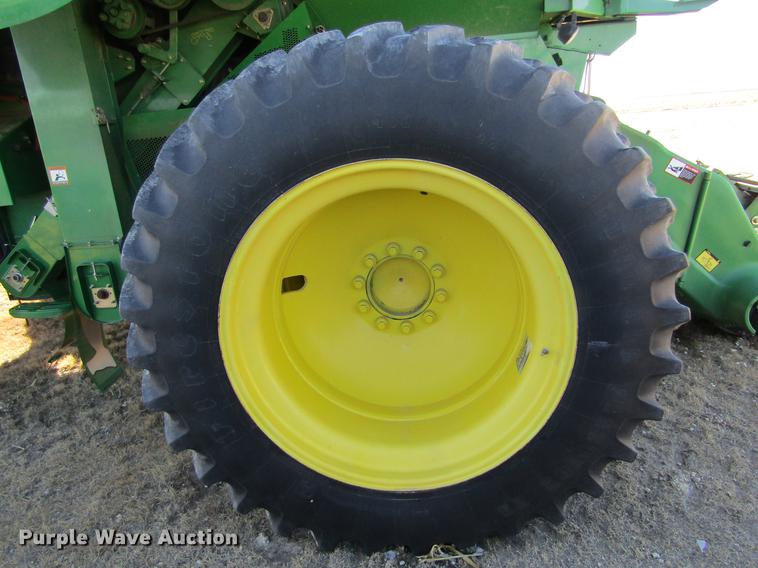 image for item DC8320 2009 John Deere 9670 STS combine