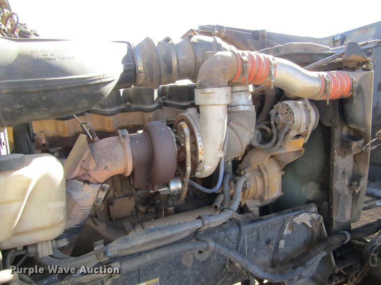 image for item DC8324 2001 Peterbilt 379 manure spreader truck