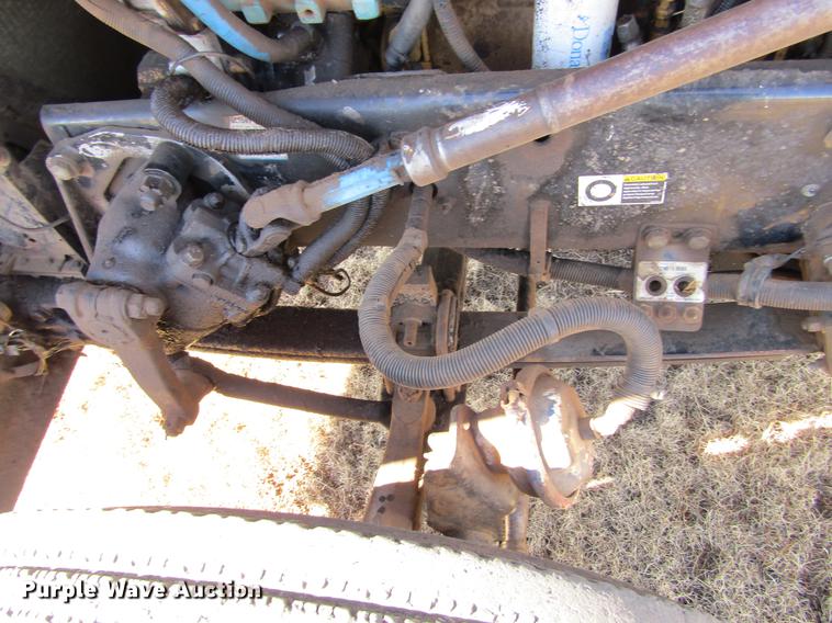 image for item DC8324 2001 Peterbilt 379 manure spreader truck