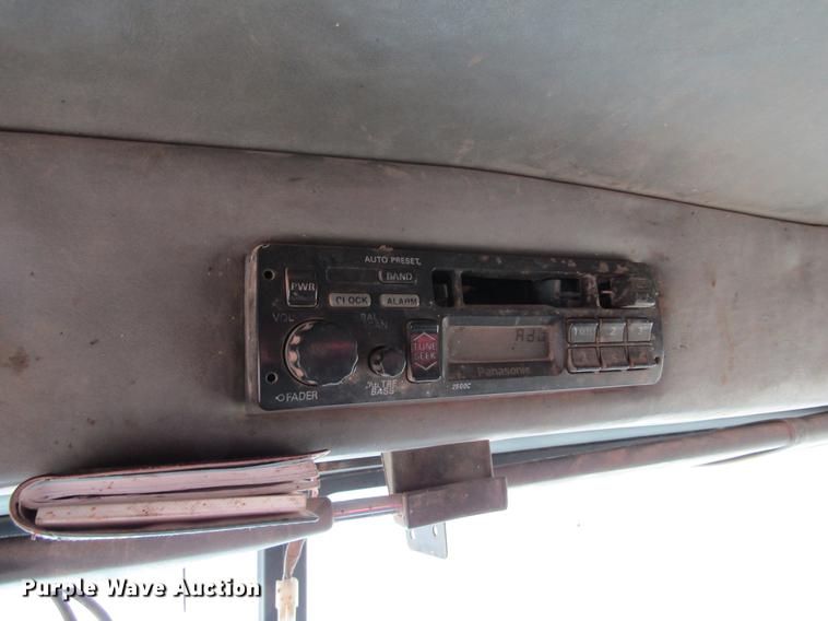 image for item DC8324 2001 Peterbilt 379 manure spreader truck