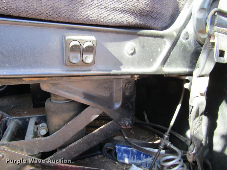 image for item DC8324 2001 Peterbilt 379 manure spreader truck