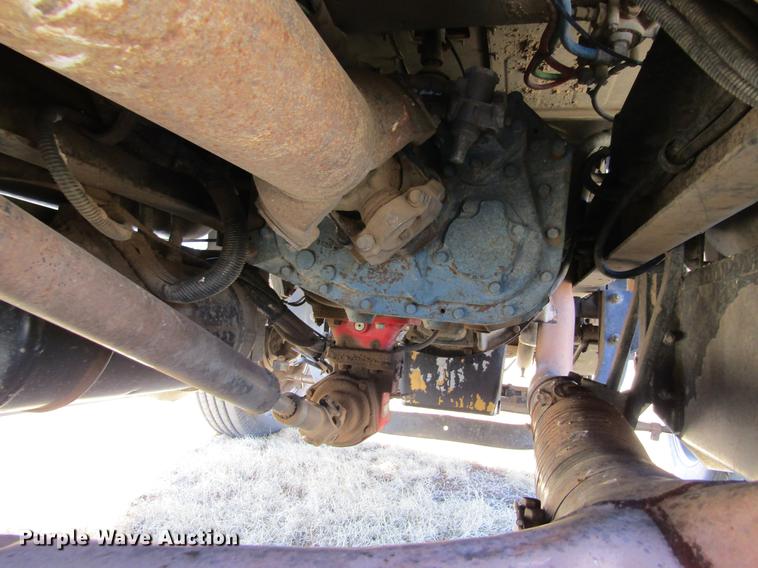 image for item DC8324 2001 Peterbilt 379 manure spreader truck