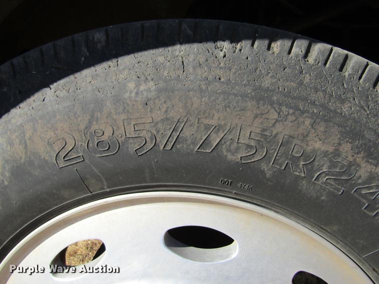 image for item DC8324 2001 Peterbilt 379 manure spreader truck