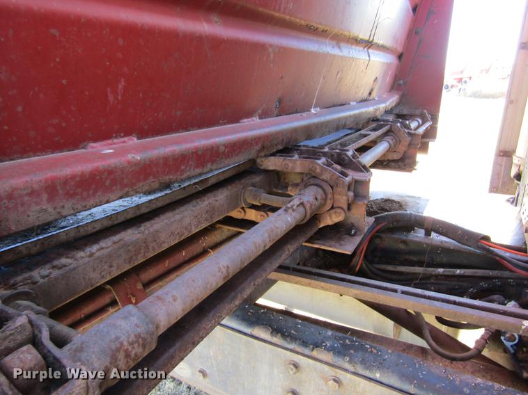 image for item DC8324 2001 Peterbilt 379 manure spreader truck