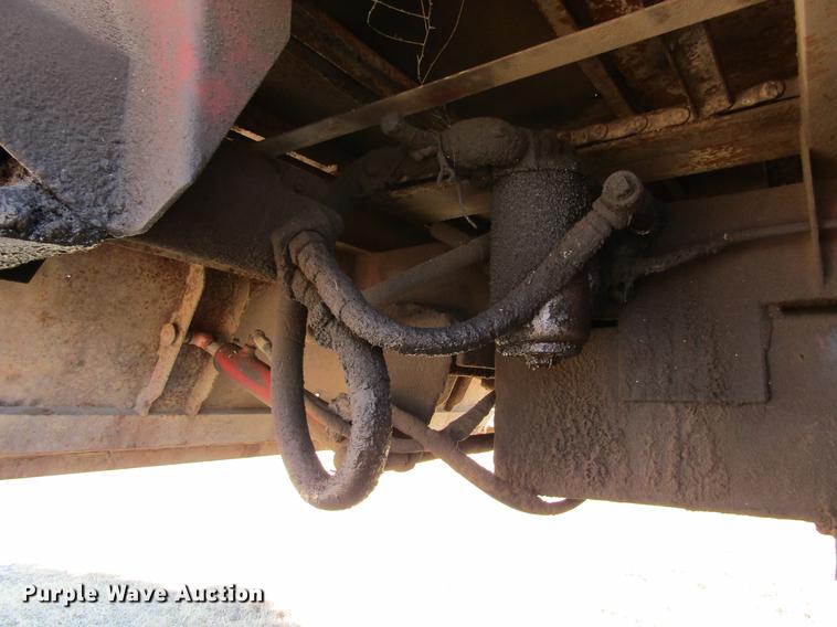 image for item DC8324 2001 Peterbilt 379 manure spreader truck