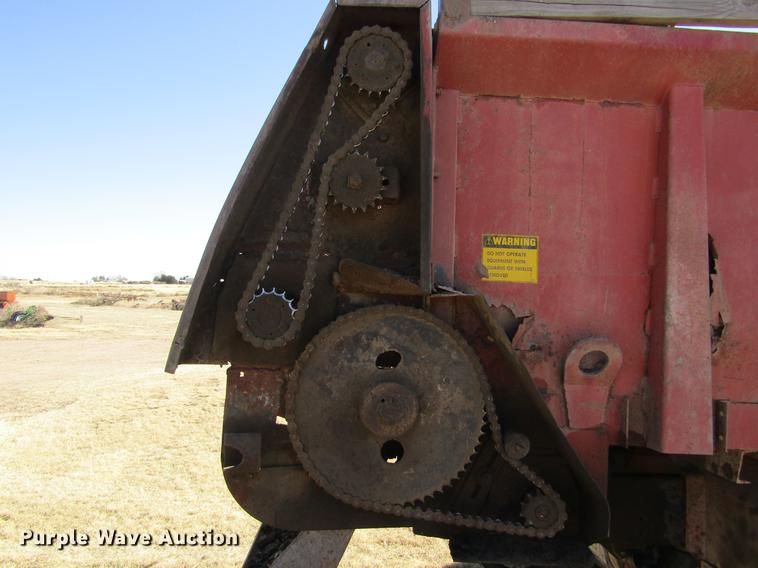 image for item DC8324 2001 Peterbilt 379 manure spreader truck