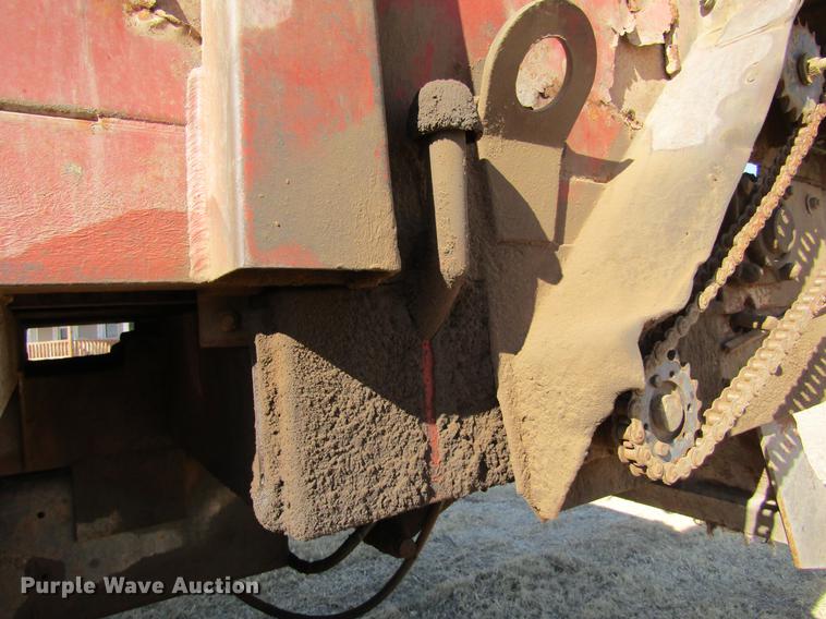 image for item DC8324 2001 Peterbilt 379 manure spreader truck