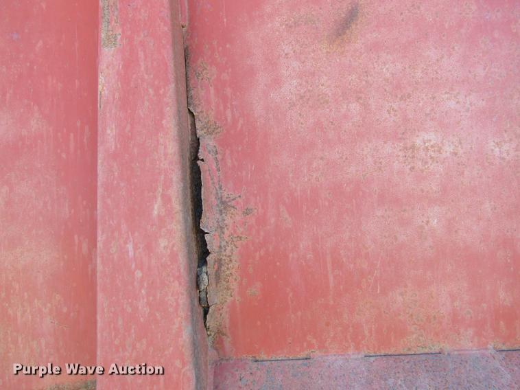 image for item DC8324 2001 Peterbilt 379 manure spreader truck