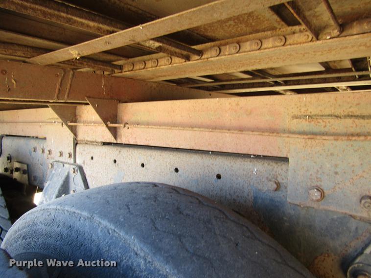 image for item DC8324 2001 Peterbilt 379 manure spreader truck