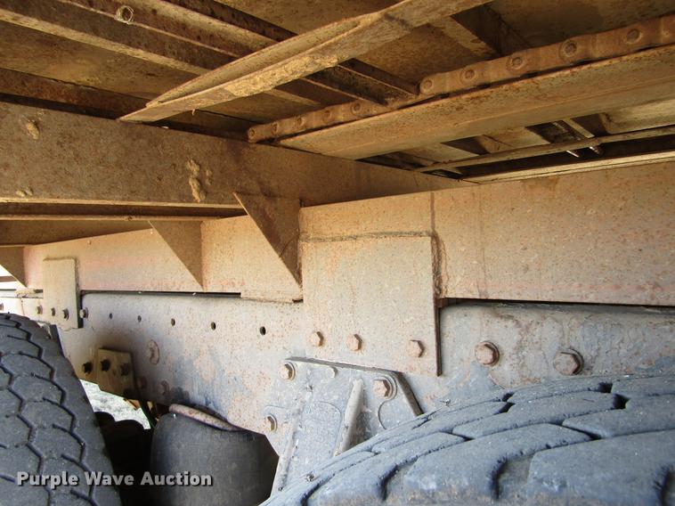 image for item DC8324 2001 Peterbilt 379 manure spreader truck