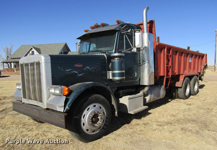 image for item DC8325 2001 Peterbilt 379 manure spreader truck