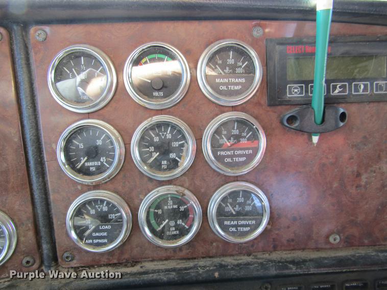 image for item DC8325 2001 Peterbilt 379 manure spreader truck