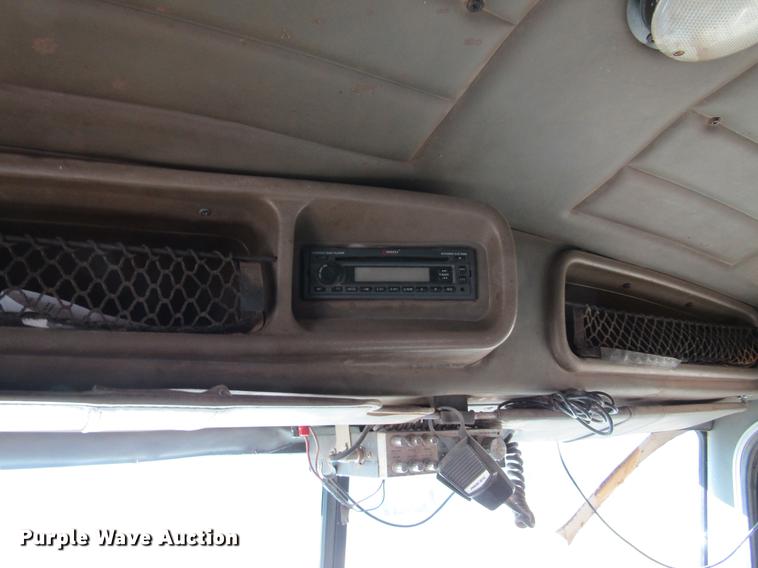 image for item DC8325 2001 Peterbilt 379 manure spreader truck