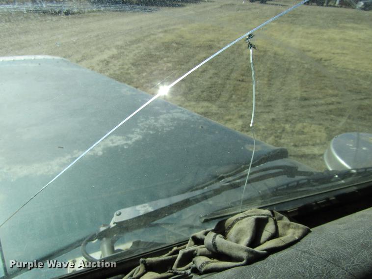 image for item DC8325 2001 Peterbilt 379 manure spreader truck