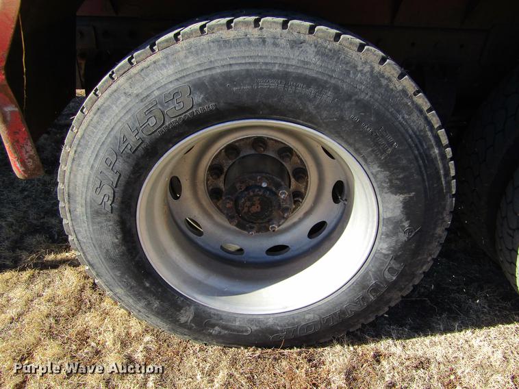 image for item DC8325 2001 Peterbilt 379 manure spreader truck