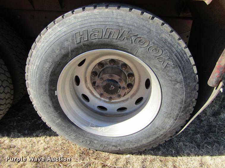 image for item DC8325 2001 Peterbilt 379 manure spreader truck