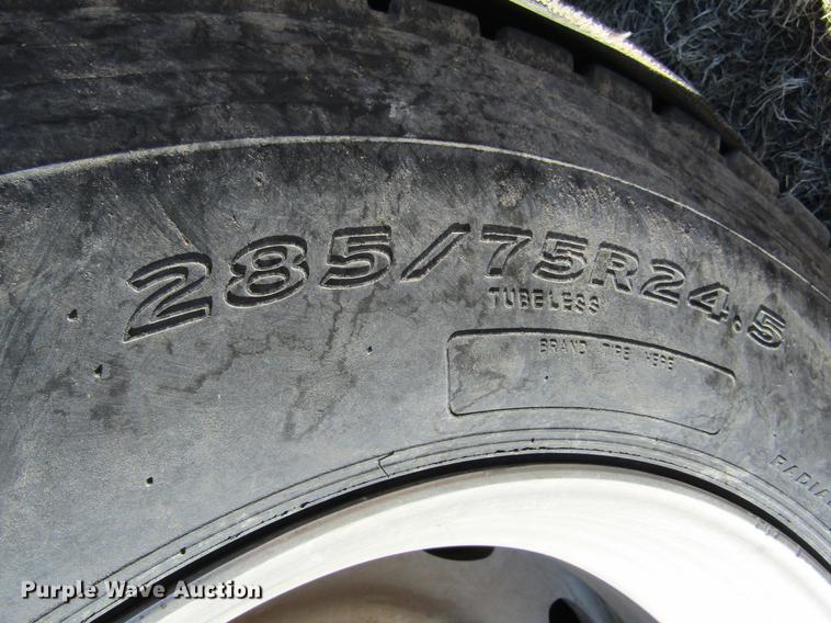 image for item DC8325 2001 Peterbilt 379 manure spreader truck