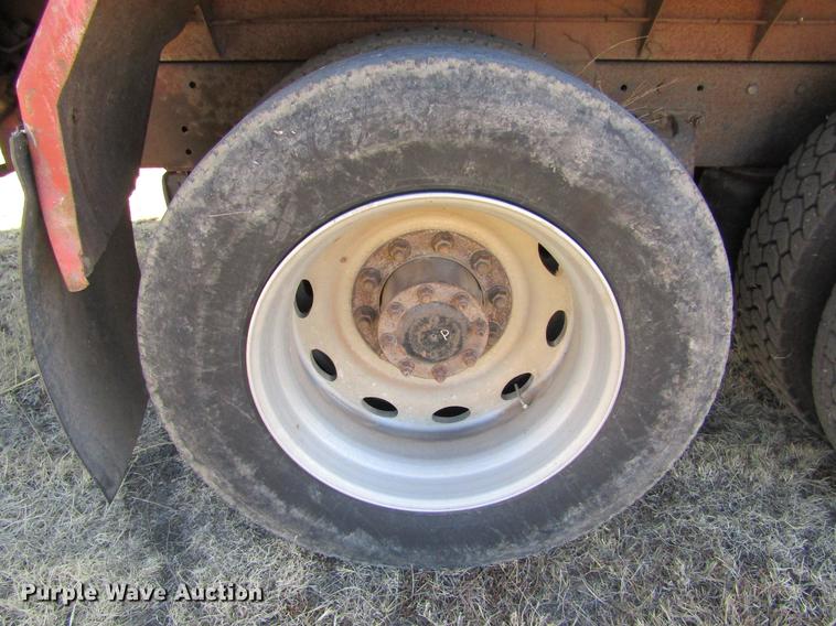 image for item DC8325 2001 Peterbilt 379 manure spreader truck