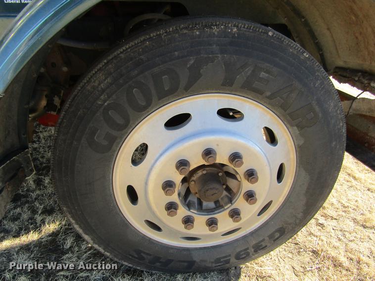 image for item DC8325 2001 Peterbilt 379 manure spreader truck