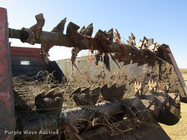 image for item DC8325 2001 Peterbilt 379 manure spreader truck