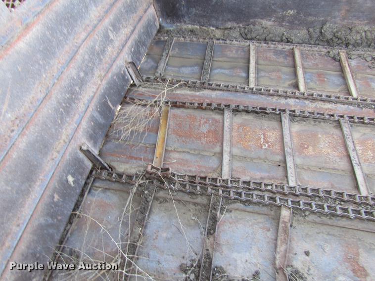 image for item DC8325 2001 Peterbilt 379 manure spreader truck