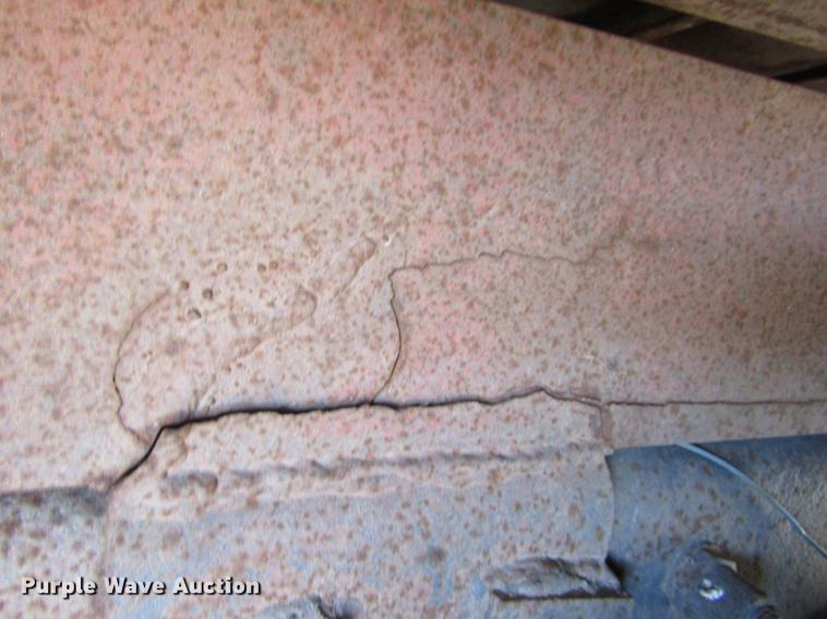 image for item DC8325 2001 Peterbilt 379 manure spreader truck